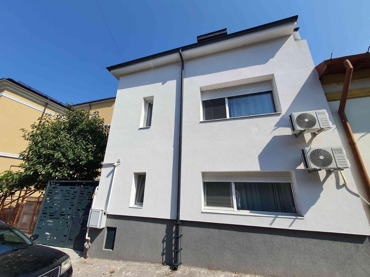 Ferienwohnung Modern Studio Park Carol Unirii - Lam1 Bukarest Exterior foto